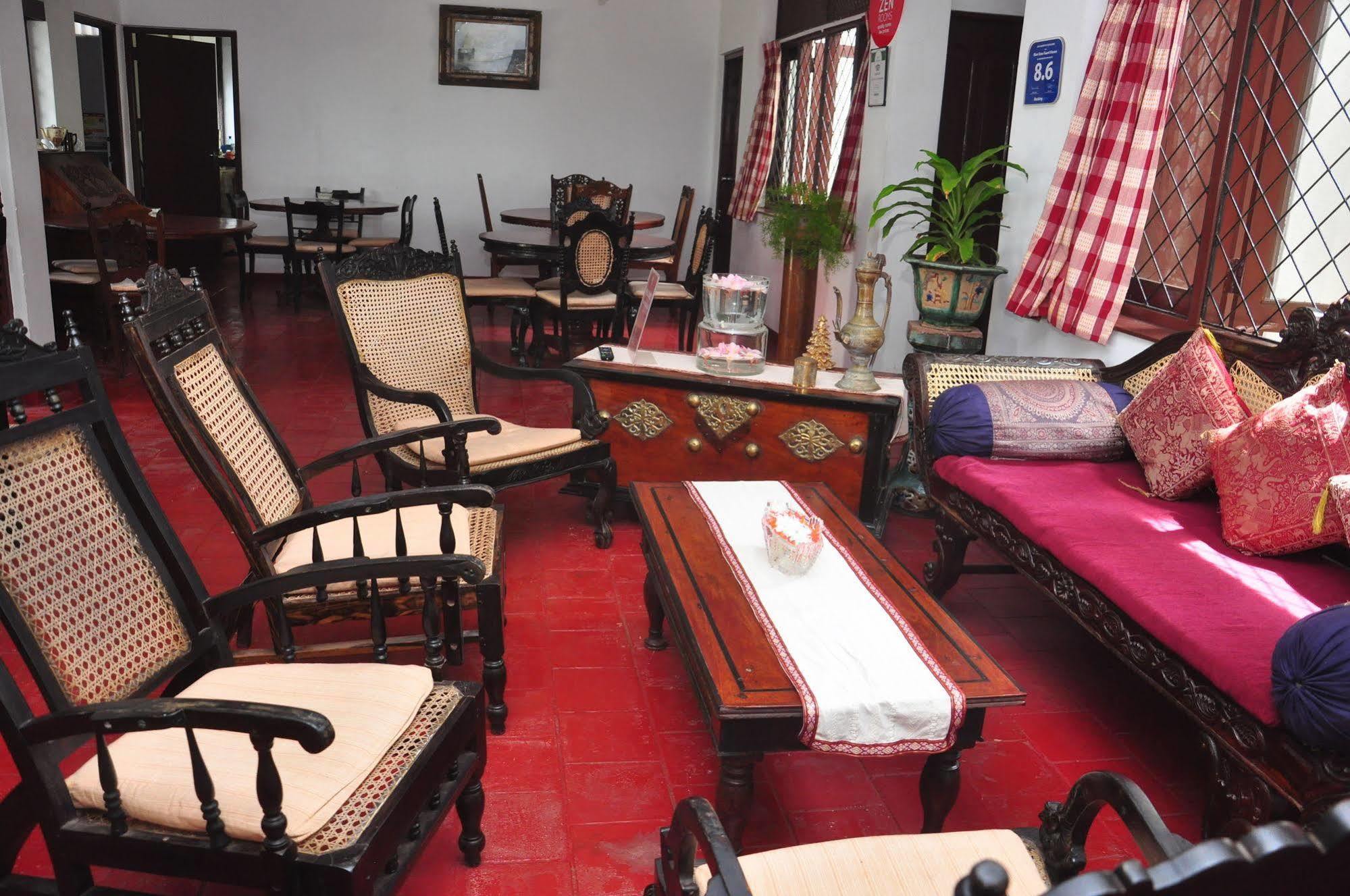 Blue Seas Guest House Dehiwala-Mount Lavinia Exteriör bild